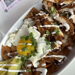 Chilaquiles with fried chicken