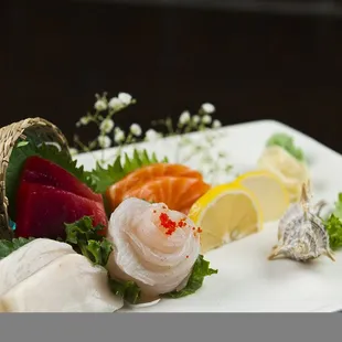 Sashimi Appetizer (8pieces)