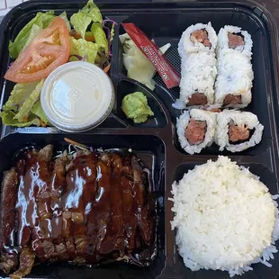 Teriyaki beef/spicy tuna roll bento box