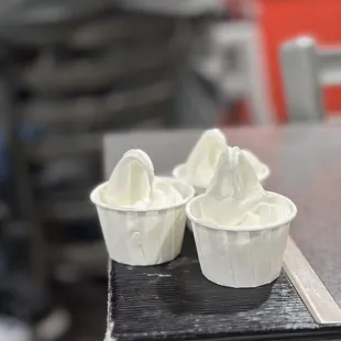 Complimentary Yogurt dessert IG: @ammysalamii
