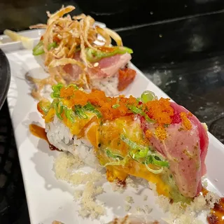R01. A.Y.C.E Fresh Roll