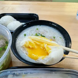 Egg Yolk Custard Steam Bun