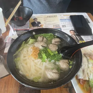 Chaozhou Beef Ball Noodles Soup