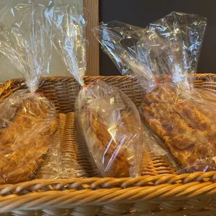 Who can&apos;t resist fresh bread????