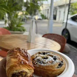 Boudinboy and blueberry lemon bun