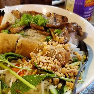 ramen and noodles, food