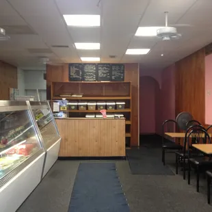 Delicious home cooked Indian food more than makes up for lackluster interior