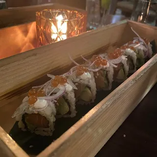 Salmon and Ikura Roll