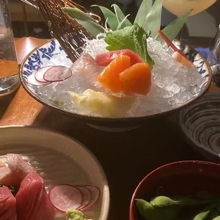 Sashimi 4 Kinds and Sashimi 12 Pieces Platter