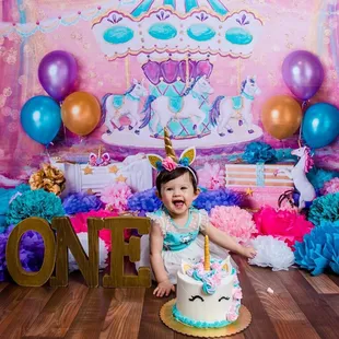 Unicorn Cake Smash Photography
