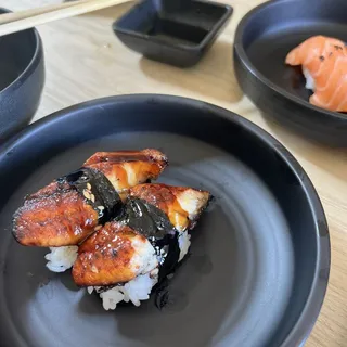 Salmon Nigiri x2 pc