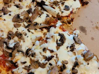 Chicho's Pizza