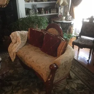 Location is walking distance to shops and entertainment. Each room is beautifully decorated with an outdoor veranda.