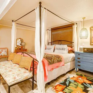 Magnolia Suite
