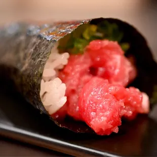 Hand roll