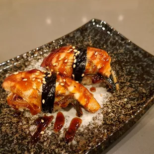 Unagi nigiri (eel)