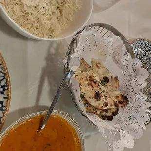 Masala sauce with plain naan