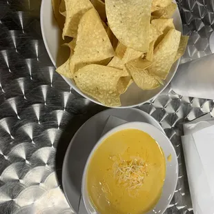 Chips and queso