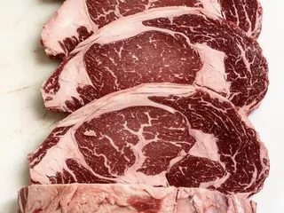 La Reyna Meat Market