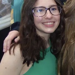 Tori R.