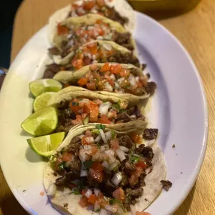 a plate of tacos