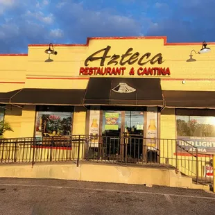 The storefront has a wheelchair ramp.