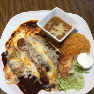 Finally I made it for the enchiladas dinner platters. I should say it was delicious. Good authentic Mexican food. Rico!!
