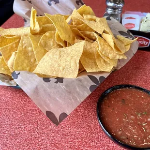 Chips &amp; Salsa