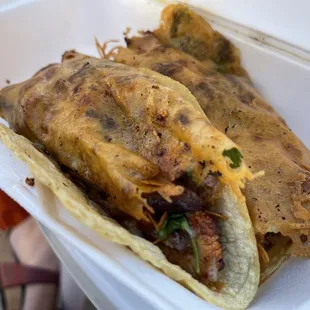 Al pastor quesatacos