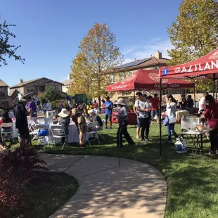 Hoa friendly great event at Stonebrae community in Hayward hills