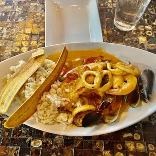 Seafood curry Latino