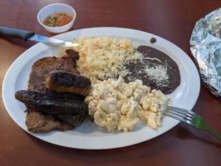 Tienda Y Panaderia Guatemalteca