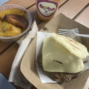Peluda arepa &amp; plantains.