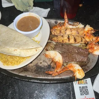 #1. Fajita Trio Parilla Combination