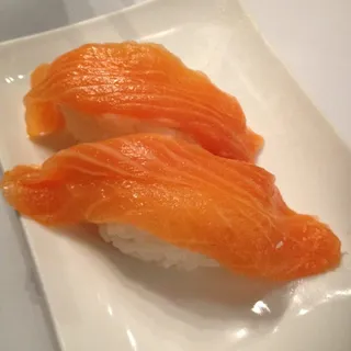 21. Sake Nigiri Sushi