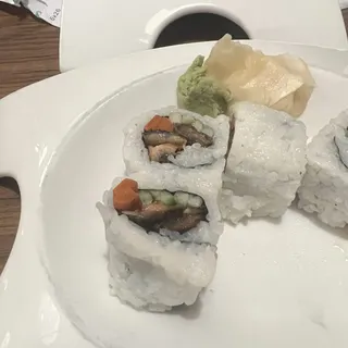 Salmon Skin Roll