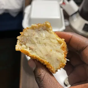 (4/7) Potato Croquette Fried Dish (INSIDE)