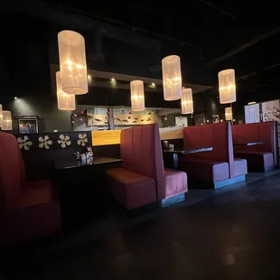 sushi and sashimi, interior