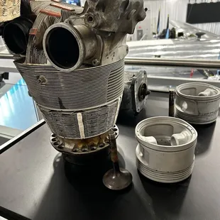Jug, piston, valve from the 3350