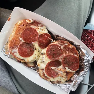 Pepperoni Pizza bagel! Yum! ( I messed up the toppings when I pulled it out of the box)