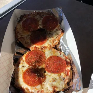 Pepperoni pizza bagel