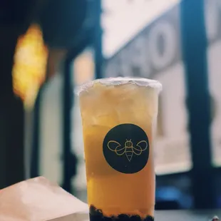 White Peach Oolong Tea