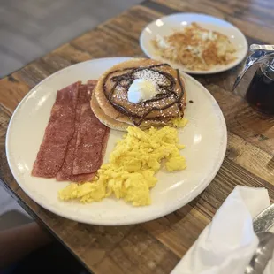 The Triple Play (turkey bacon and cinnamon pancake)