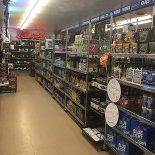 Over 250 types of Craft Beer!