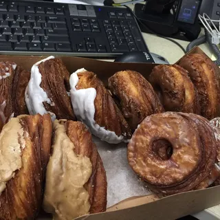 Cronuts Croissant