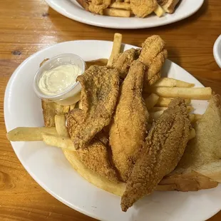 Catfish plate