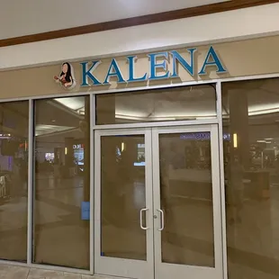 Kalena Instruments Music Store in Pearlridge Center.