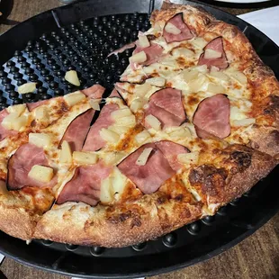 Pizza didn't hold up