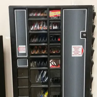 This snack machine sucked