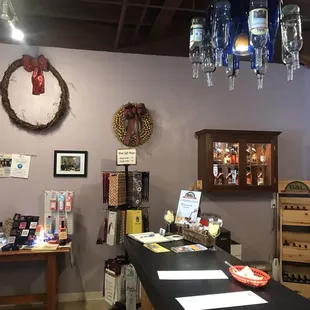 Nice tasting area